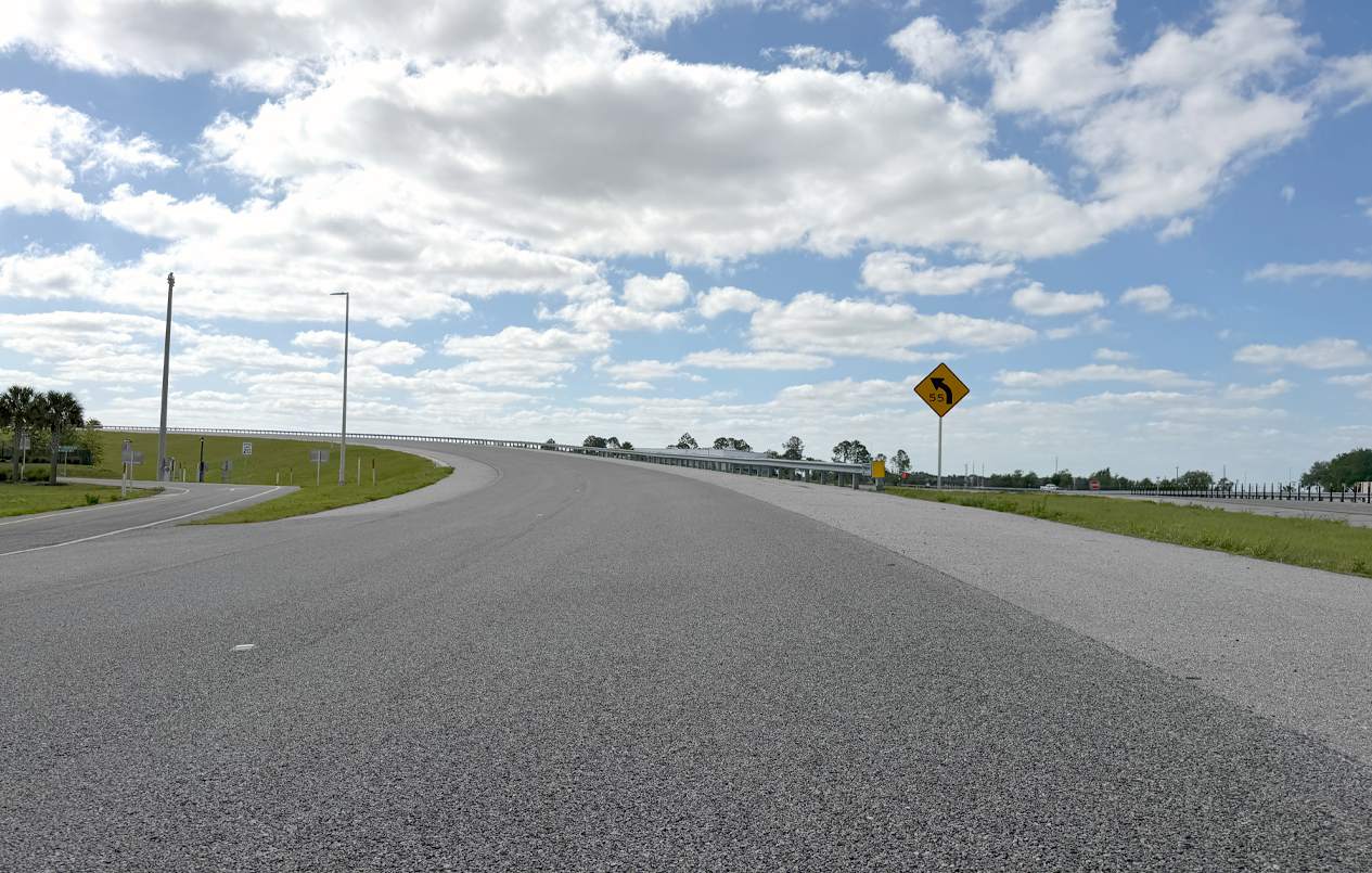 This is a picture of the Oval Track with an incline and upcoming turn.